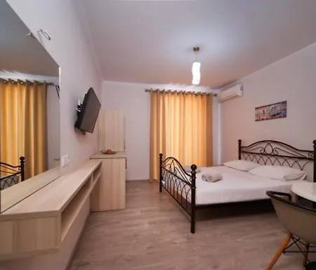 Vironas Hotel 3*