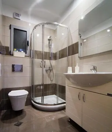 Hotel Vironas