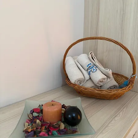 Vironas Hotel Himarë