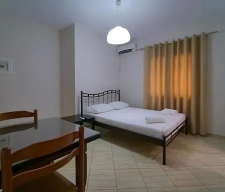 Vironas 3* Himare