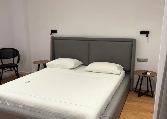 Vironas Hotel Himarë